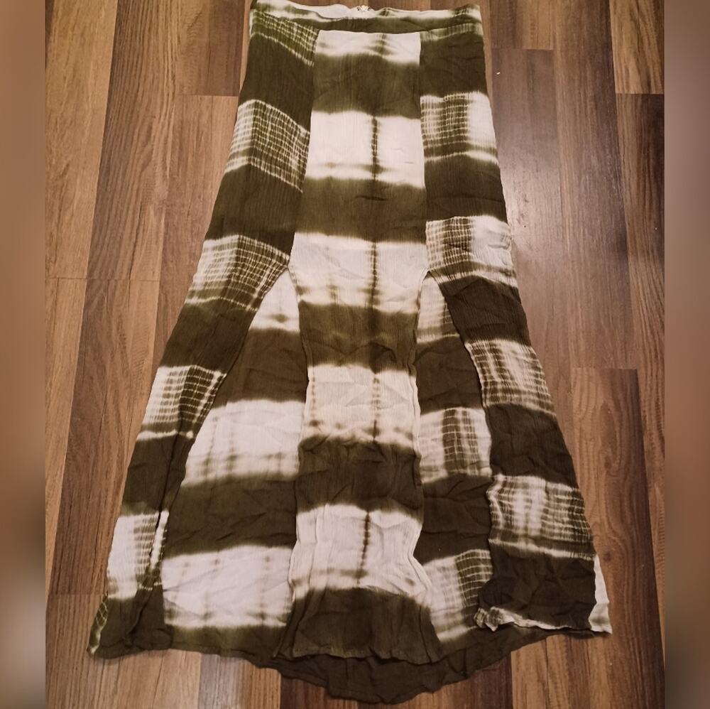 One The Land Double Slit Skirt